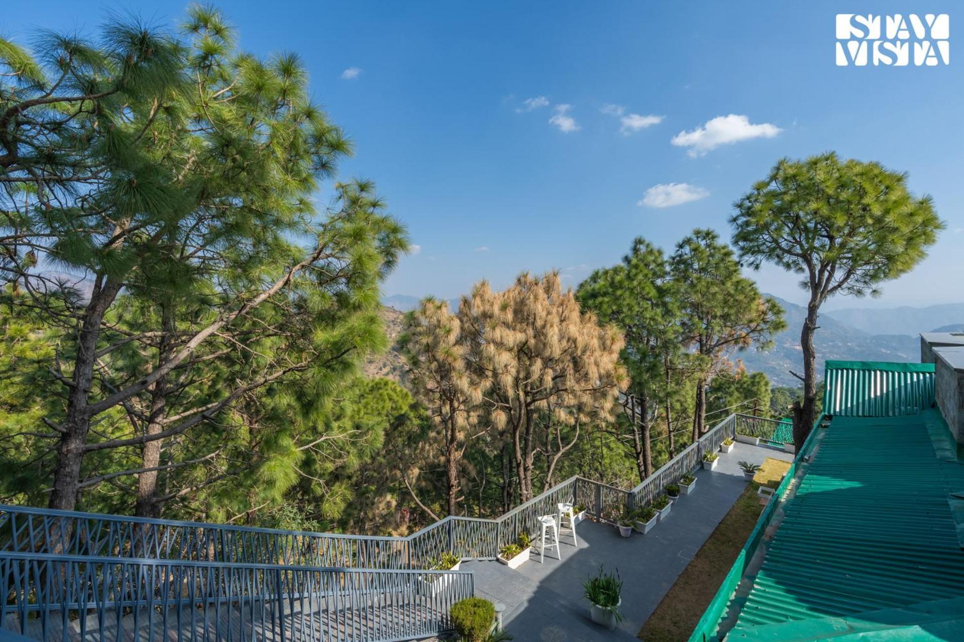 Stayvista At Serene With Outdoor Bonfire Barog المظهر الخارجي الصورة