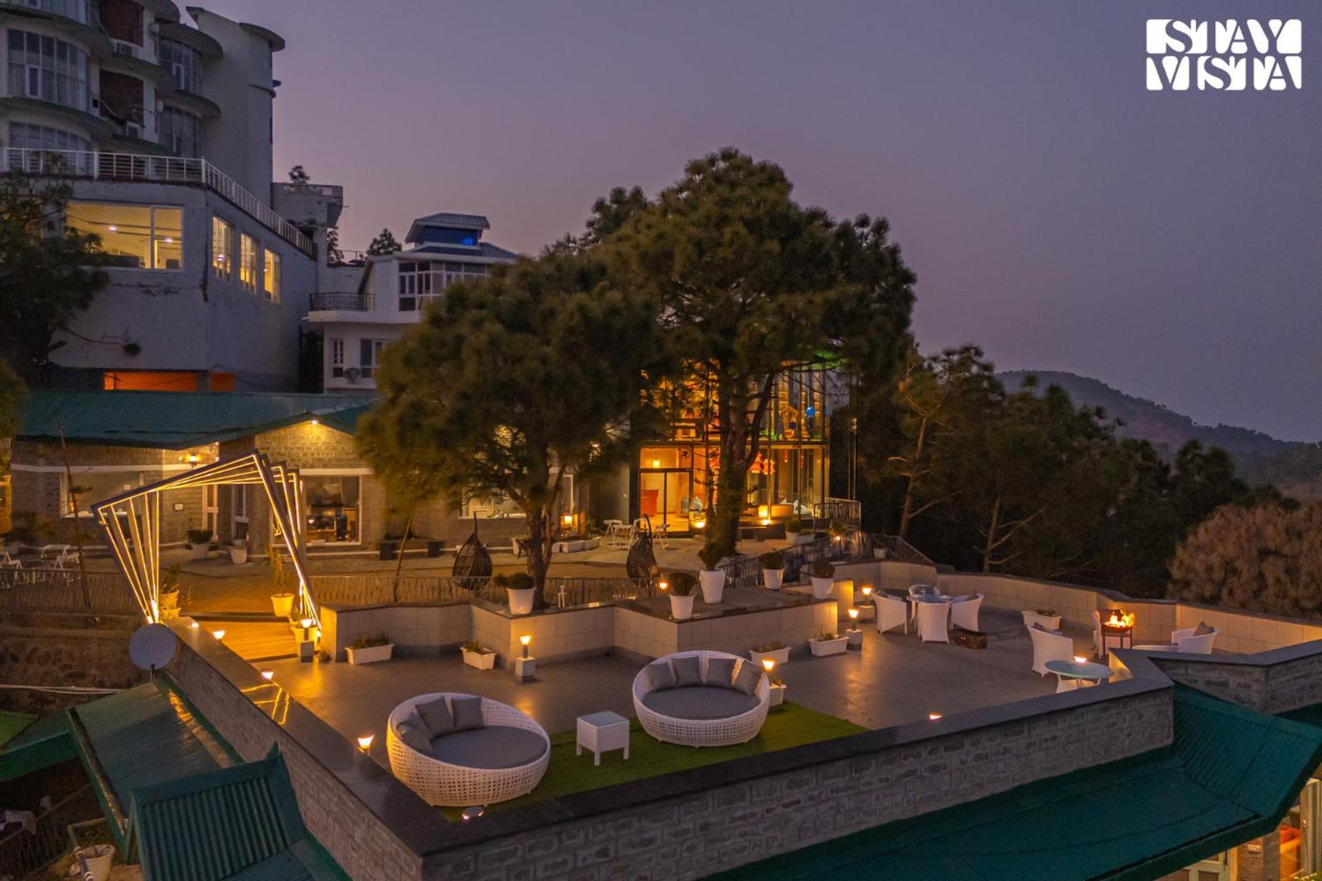Stayvista At Serene With Outdoor Bonfire Barog المظهر الخارجي الصورة